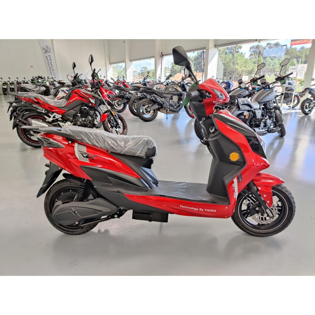 RKS MT 3 E SCOOTER 100 ELÉTRICA